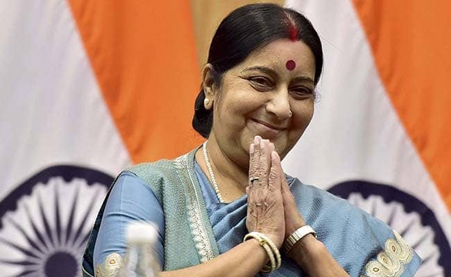 Sushma Swaraj Wiki, Age, Height, Weight, Political Career, Family, Husband, Biography & More