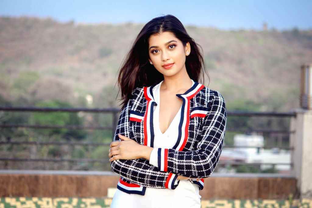 Digangana Suryavanshi Wiki, Age, Height, Weight, Family, Boyfriend, Career, Biography, Images & More