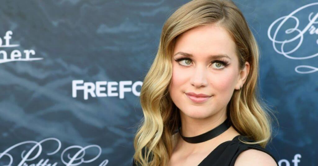 Elizabeth Lail Wiki, Age, Height, Weight, Family, Career, Affairs, Biography & Images 
