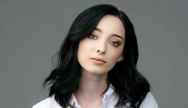 Emma Dumont Wiki, Age, Height, Weight, Family, Career, Boyfriend, Biography & Images 
