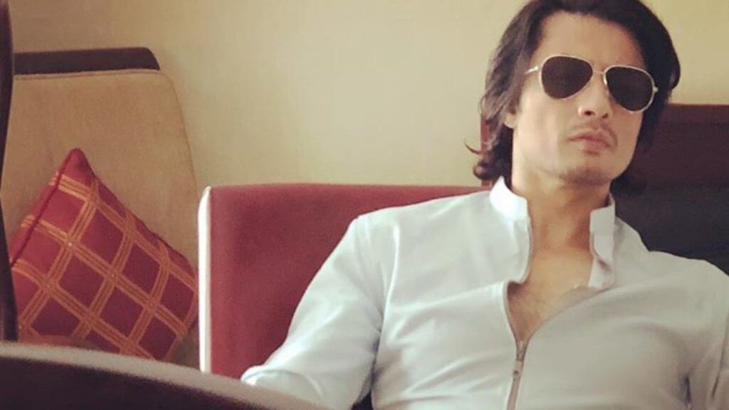 Ali Zafar Wiki, Height, Weight, Age, Family, Wife, Biography, Images & More