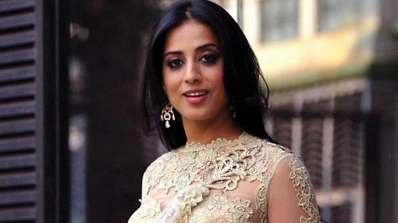 Mahie Gill Wiki, Age, Height, Weight, Family, Career, Affairs, Biography & Images 