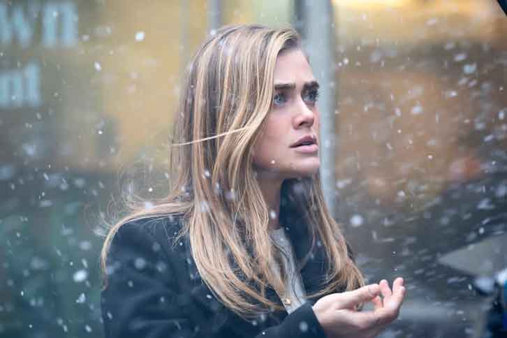 Melissa Roxburgh Wiki, Age, Height, Weight, Family, Boyfriends, Biography & Images 