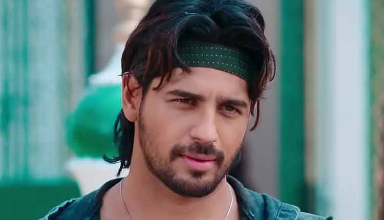 Sidharth Malhotra Wiki, Height, Weight, Age, Family, Girlfriend, Biography, Caste, Images & More